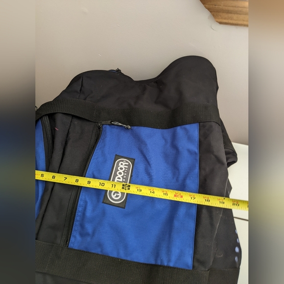 Vtg Outdoor Products Blue and Black Sports Duffle Travel Bag w Handles and Strap - Picture 7 of 16